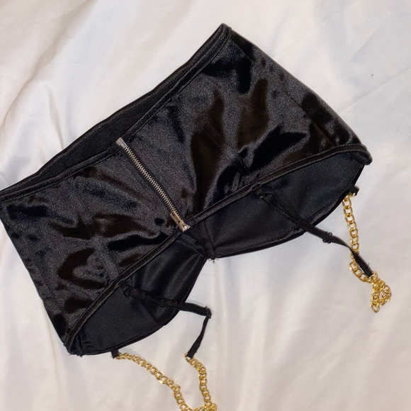 Rebellious Fashion Black satin corset - Picture 6 of 6